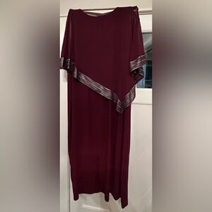 Chic Maroon Elegant Dress with stunning metallic design -Size 20W Dress